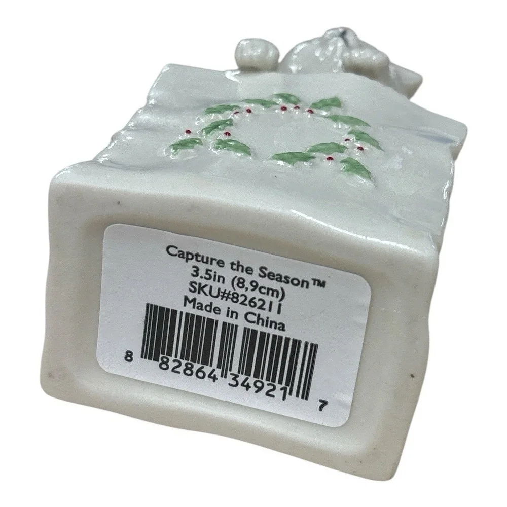 Lenox Capture the Season Cat in Christmas Bag Figurine Ceramic